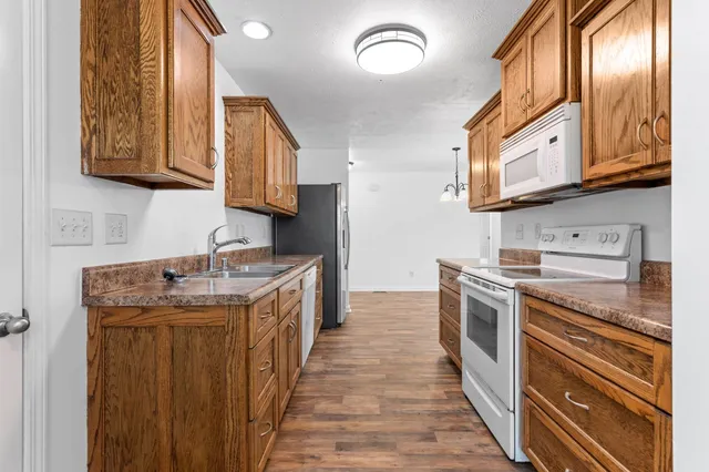 $1,700 | 1820 Emily Lane, Columbia, TN 38401