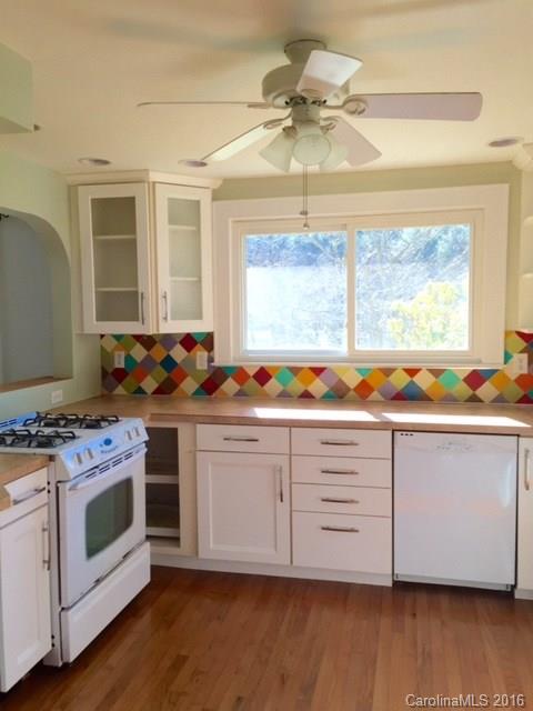 50 Rice Branch Road Asheville, NC 28804 - Photo 3 of 23 Gallery Image 3