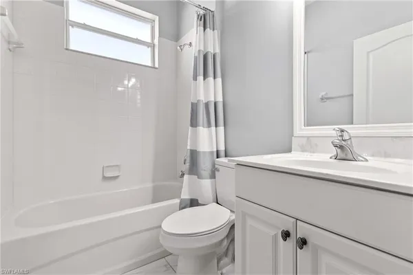 $519,000 | 20428 Torre Del Lago Street, Estero, FL 33928
