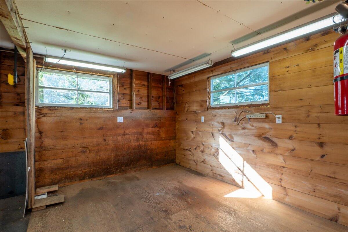 261 South Union Road Union, ME 04862 - Photo 7 of 38 261 S Union Road, Union
