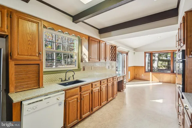 $420,000 | 112 Setauket Trail, Medford Lakes, NJ 08055