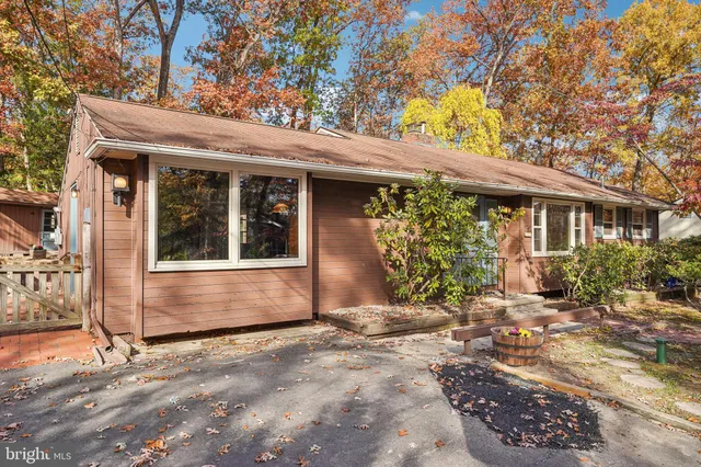 $420,000 | 112 Setauket Trail, Medford Lakes, NJ 08055