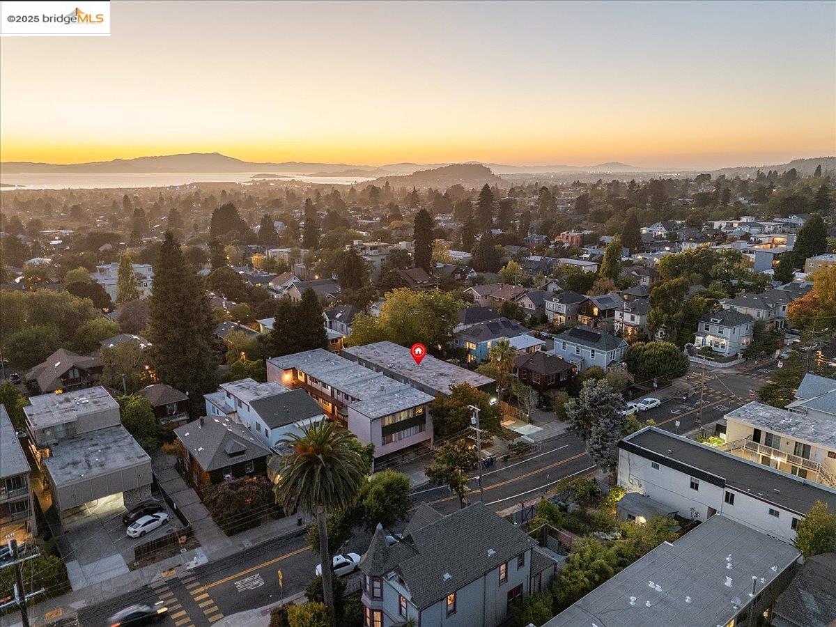 1610 Milvia Street Berkeley, CA 94709 - Photo 23 of 24 an aerial view of residential houses and city street