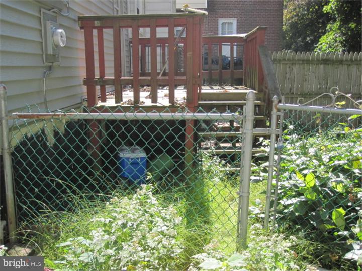 830 Rundale Avenue Lansdowne, PA 19050 - Photo 2 of 15 Deck