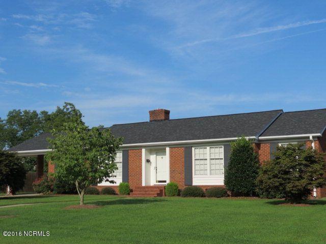 2107 W Road Kinston, NC 28501 - Photo 1 of 7 Front view