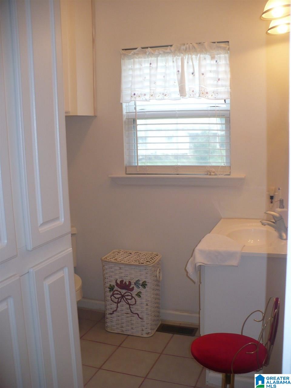 101 Moss Street Warrior, AL 35180 - Photo 12 of 16