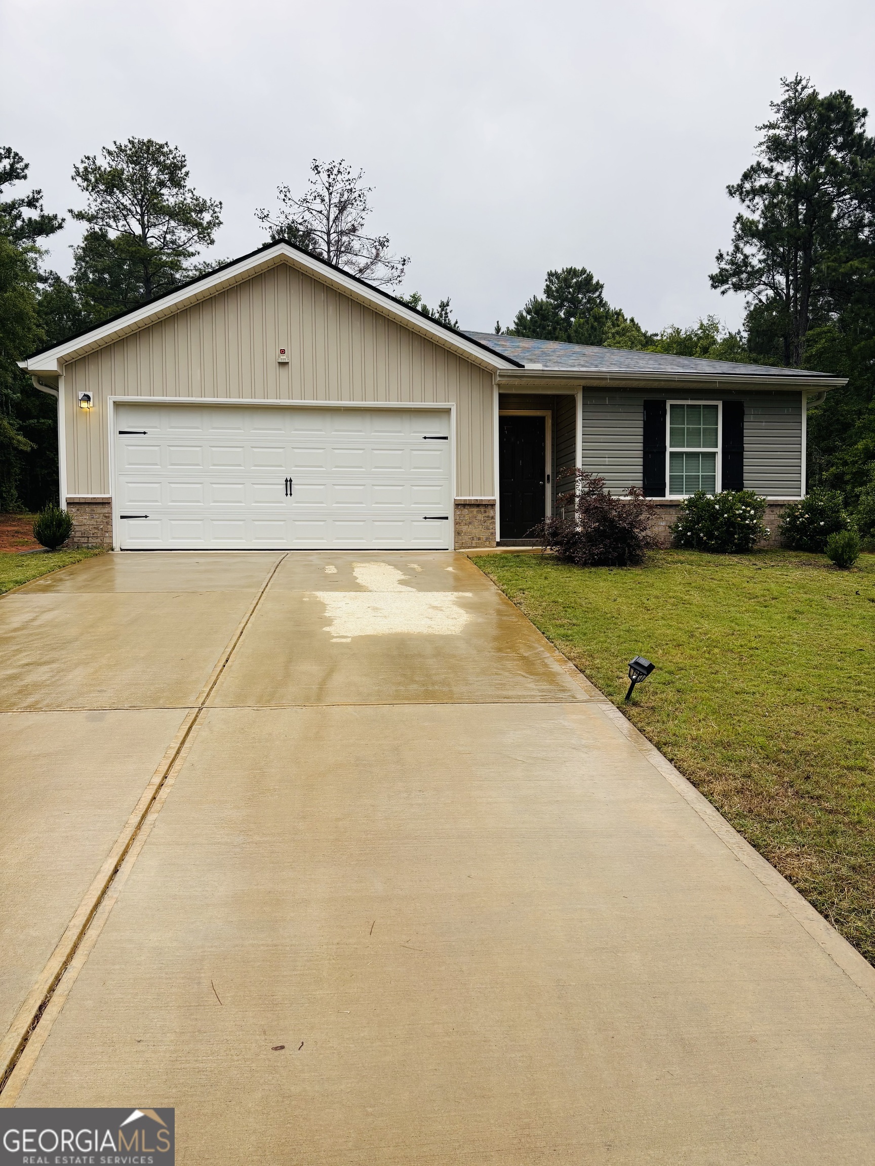 196 Chapman Road Macon, GA 31211 - Photo 1 of 6