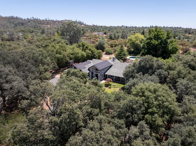 $1,400,000 | 2401 Sanford Drive, Rescue, CA 95672