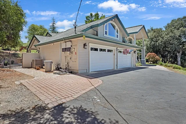 $1,400,000 | 2401 Sanford Drive, Rescue, CA 95672