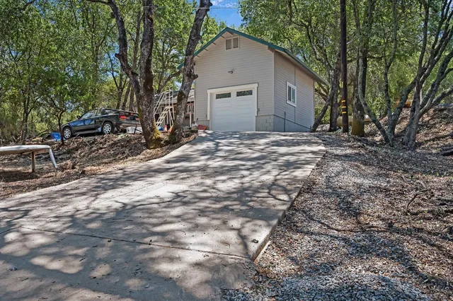 $1,400,000 | 2401 Sanford Drive, Rescue, CA 95672