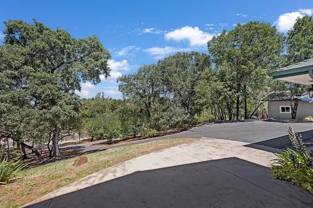 $1,400,000 | 2401 Sanford Drive, Rescue, CA 95672