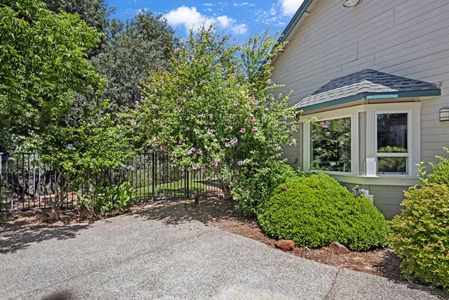 $1,400,000 | 2401 Sanford Drive, Rescue, CA 95672