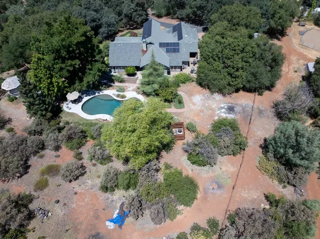 $1,400,000 | 2401 Sanford Drive, Rescue, CA 95672