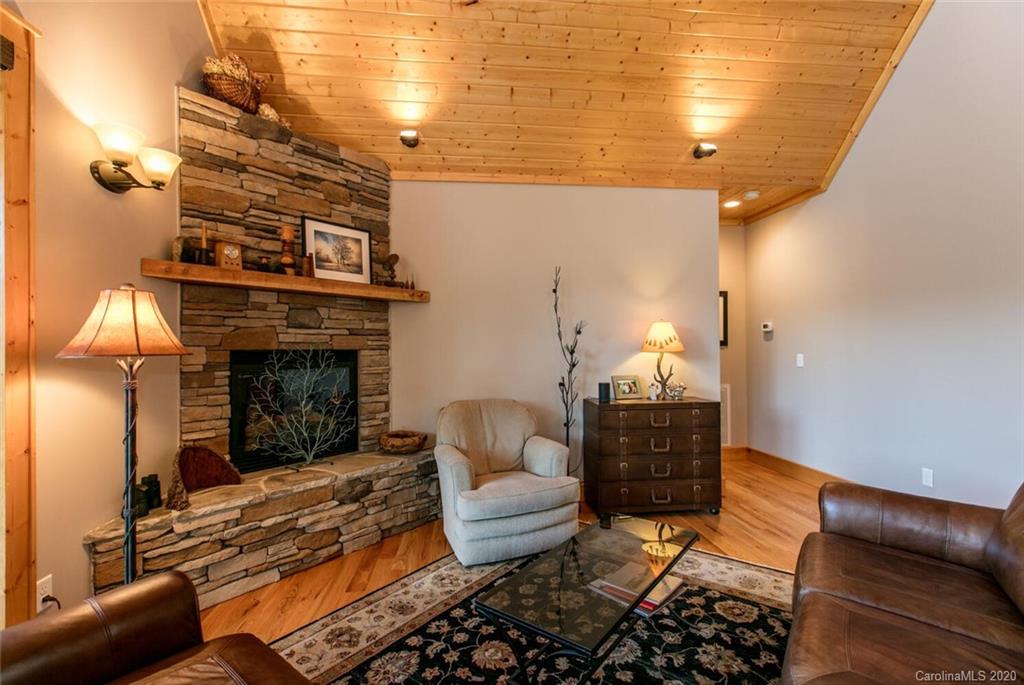 160 Chapel Point Road Lake Lure, NC 28746 - Photo 5 of 46 Gallery Image 5