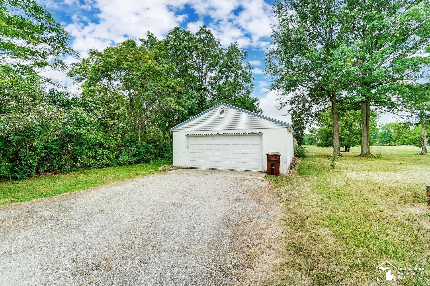 3181 North Custer Road Monroe, MI 48162 - Photo 32 of 36
