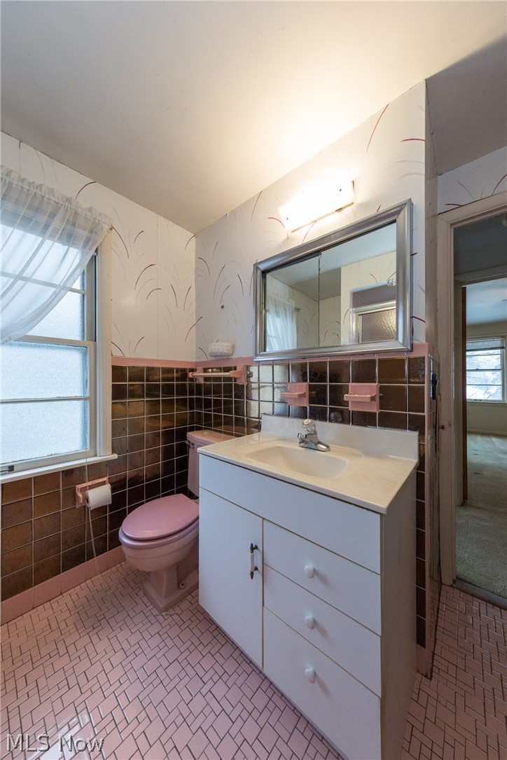 2267 Edgerton Road Cleveland, OH 44118 - Photo 26 of 33