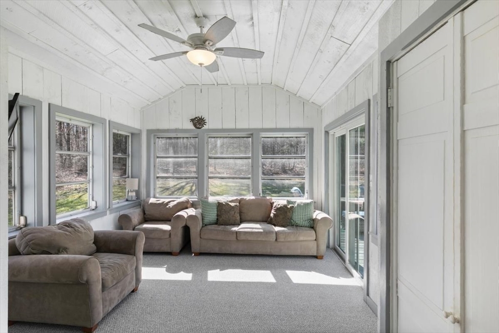 702 Main Street Boxford, MA 01921 - Photo 32 of 40