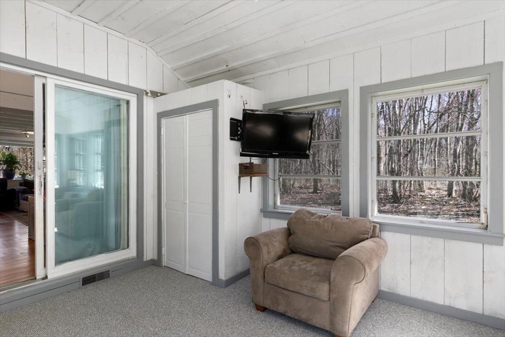 702 Main Street Boxford, MA 01921 - Photo 33 of 40