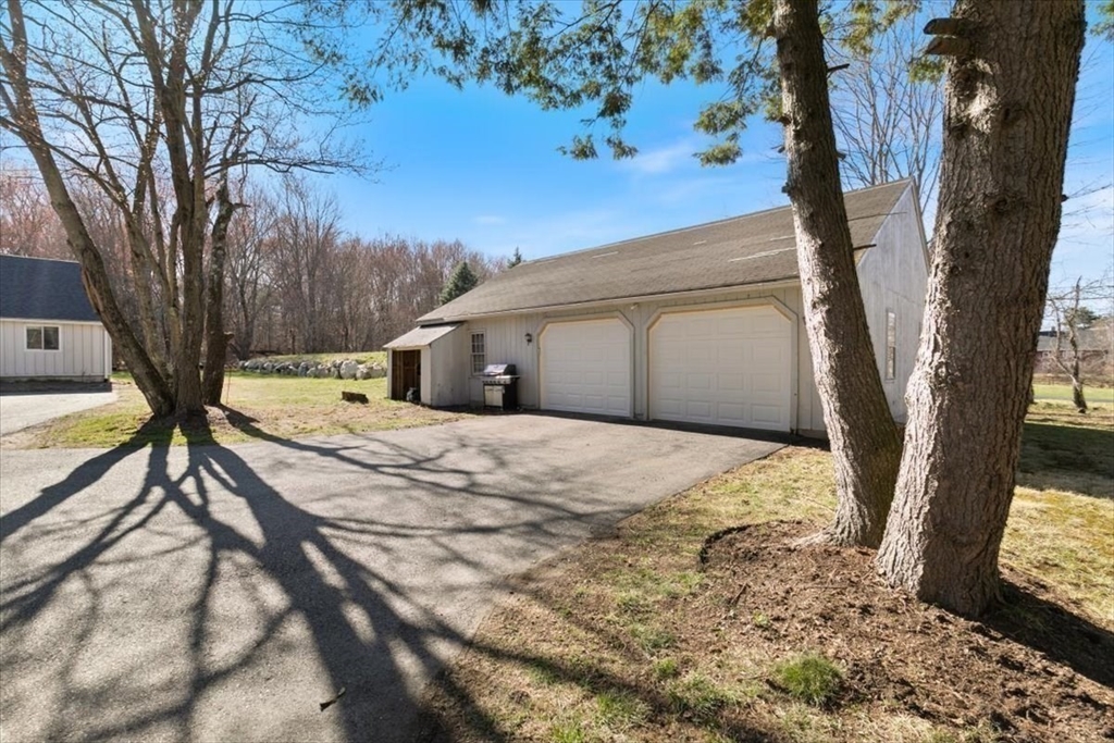 702 Main Street Boxford, MA 01921 - Photo 38 of 40