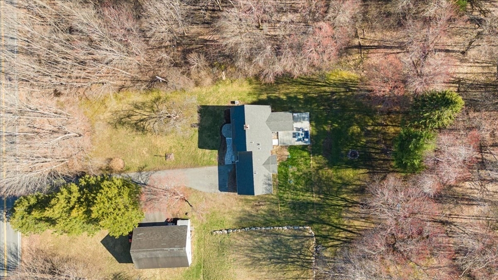 702 Main Street Boxford, MA 01921 - Photo 4 of 40