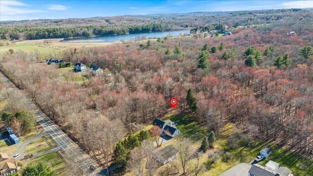 702 Main Street Boxford, MA 01921 - Photo 5 of 40