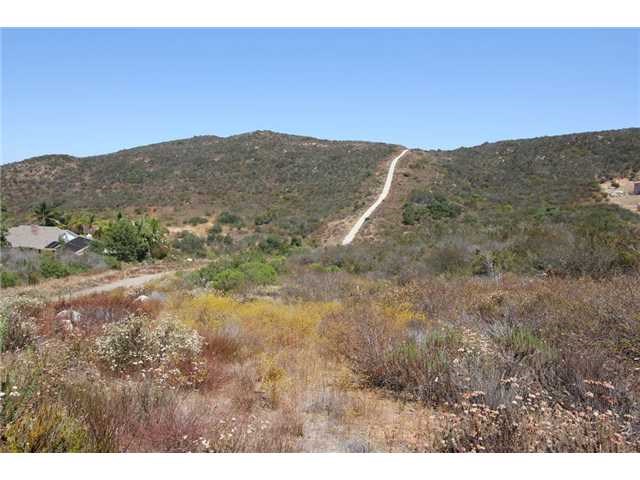4 Elevado Road Vista, CA 92084 - Photo 1 of 1 a view of a dry yard