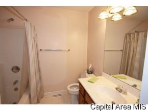 2010 Cormorant Drive Springfield, IL 62711 - Photo 11 of 11 Gallery Image 11