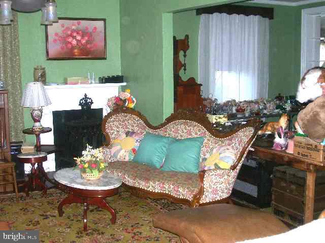 540 Pine Road Carlisle, PA 17015 - Photo 4 of 12 Gallery Image 4