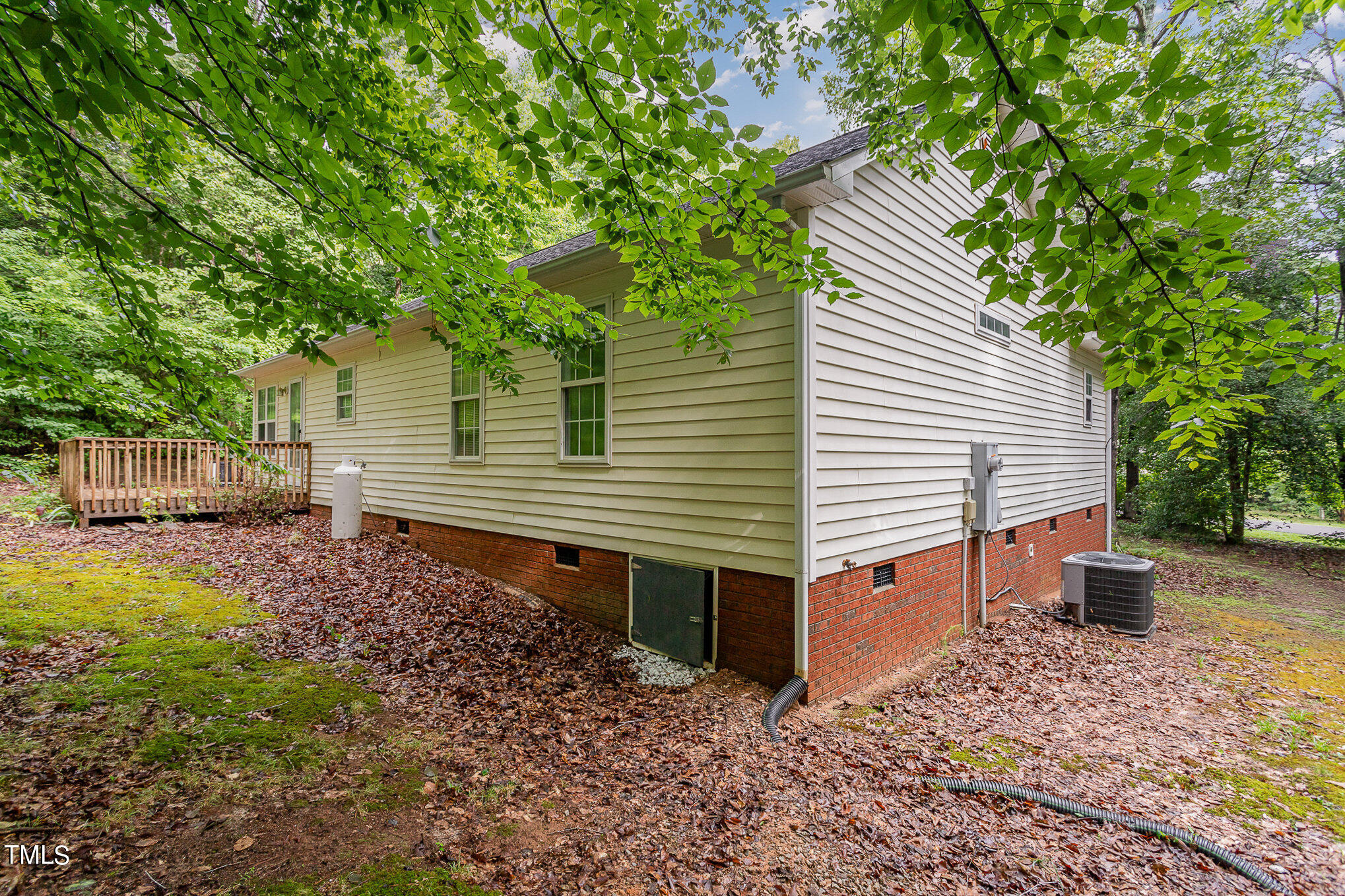 204 Beaver Ridge Way Benson, NC 27504 - Photo 26 of 27 009_img_0011-edit