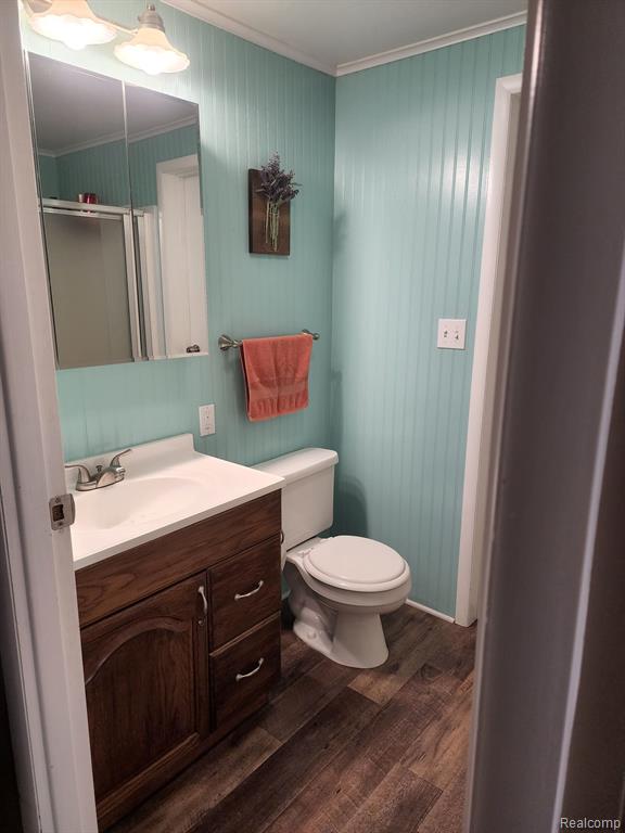 7376 Lakeshore Road Lexington, MI 48450 - Photo 4 of 27
