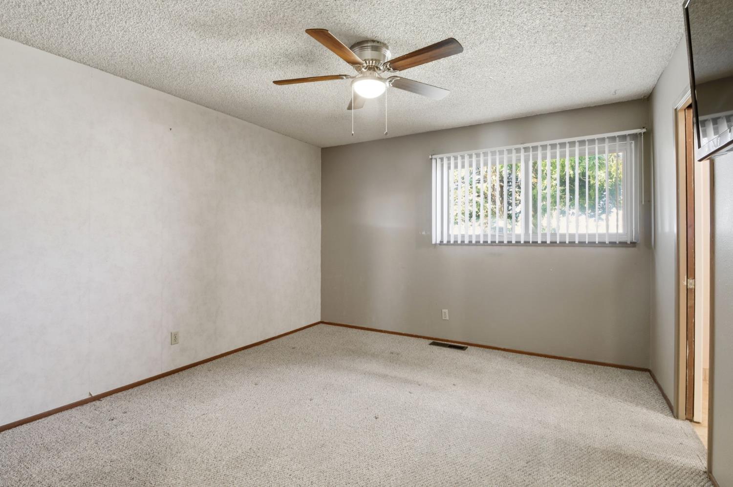 200 Drexel Avenue Turlock, CA 95382 - Photo 16 of 23