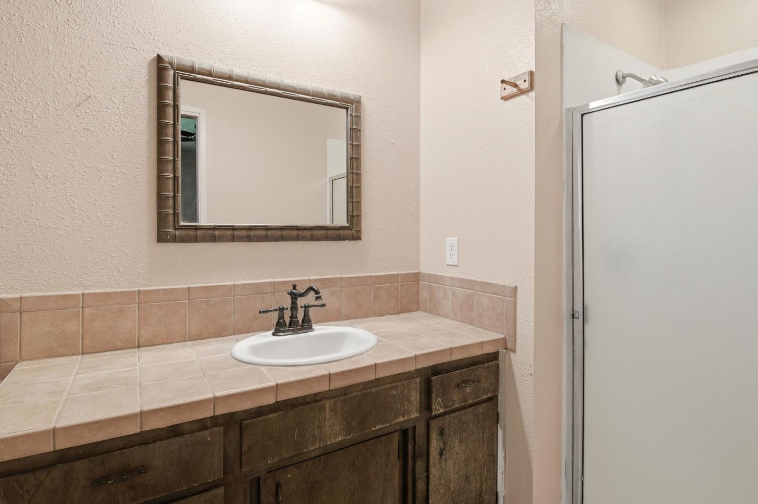 200 Drexel Avenue Turlock, CA 95382 - Photo 18 of 23