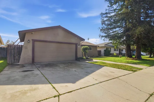 $400,000 | 200 Drexel Avenue, Turlock, CA 95382