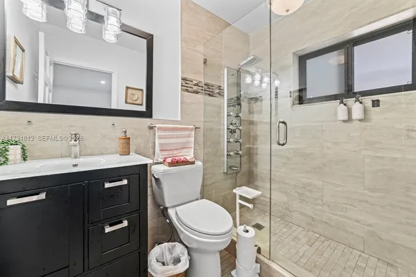 $3,599,000 | 14875 Southwest 212th Street, Miami, FL 33187