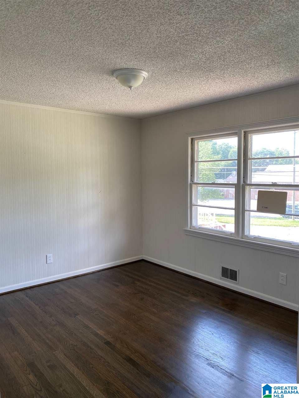 324 Ridgewood Avenue Fairfield, AL 35064 - Photo 10 of 12