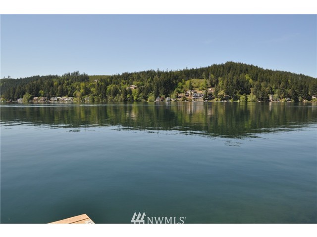 1115 Summit Lake Shore Road Northwest Olympia, WA 98502 - Photo 14 of 15 Gallery Image 14