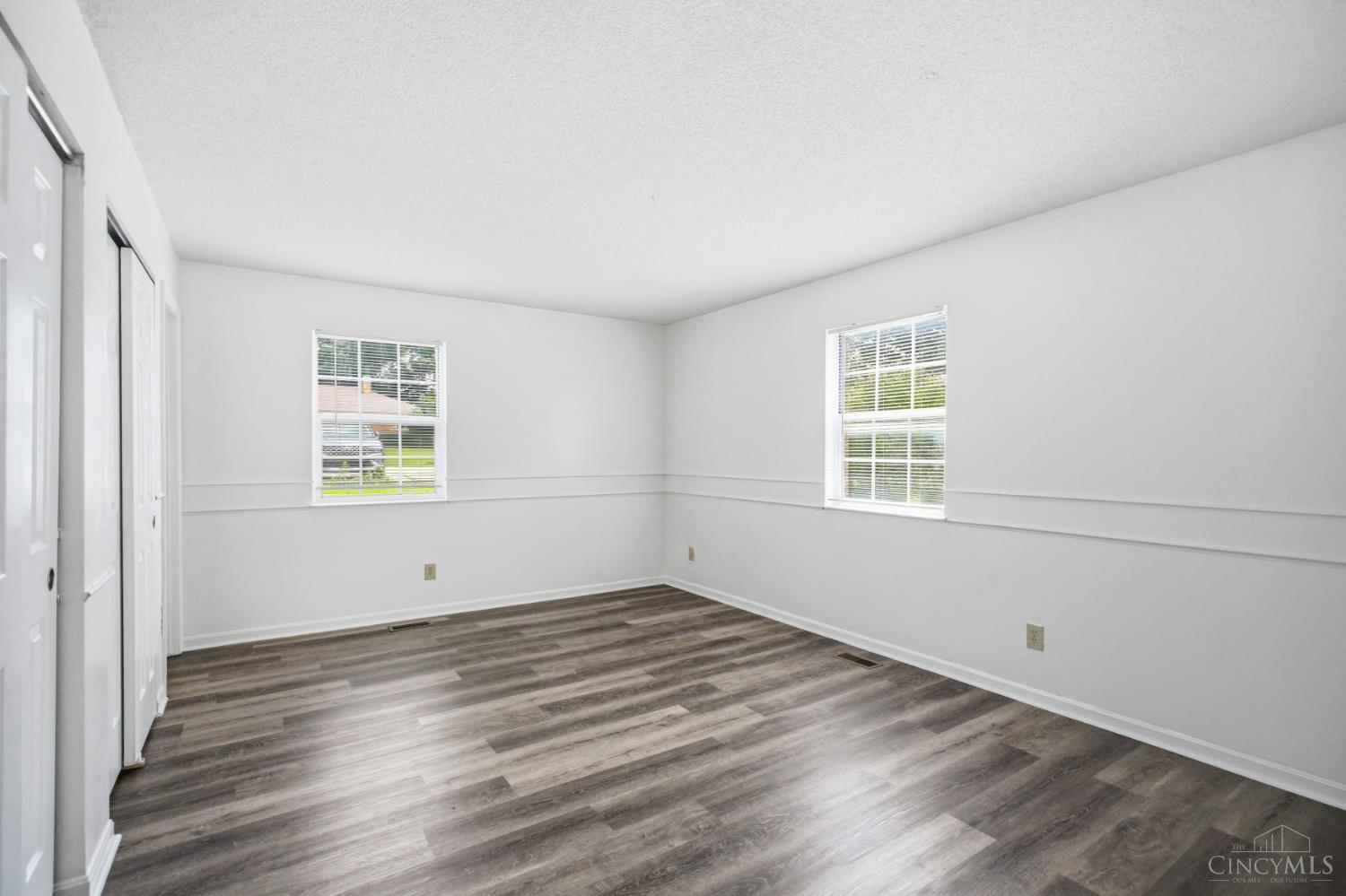 3435 Blue Rock Road Cincinnati, OH 45247 - Photo 24 of 49