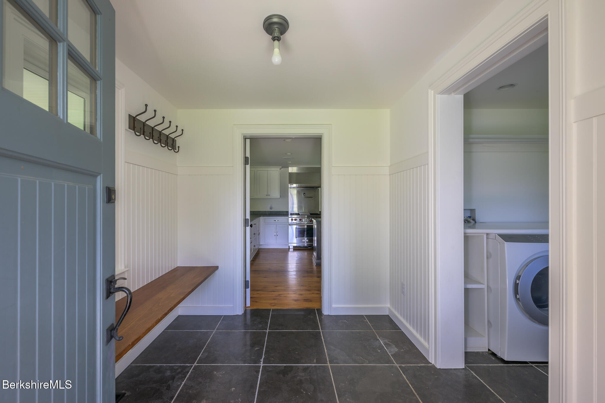 304 Hickey Hill Road Sheffield, MA 01257 - Photo 12 of 60 MUDROOM