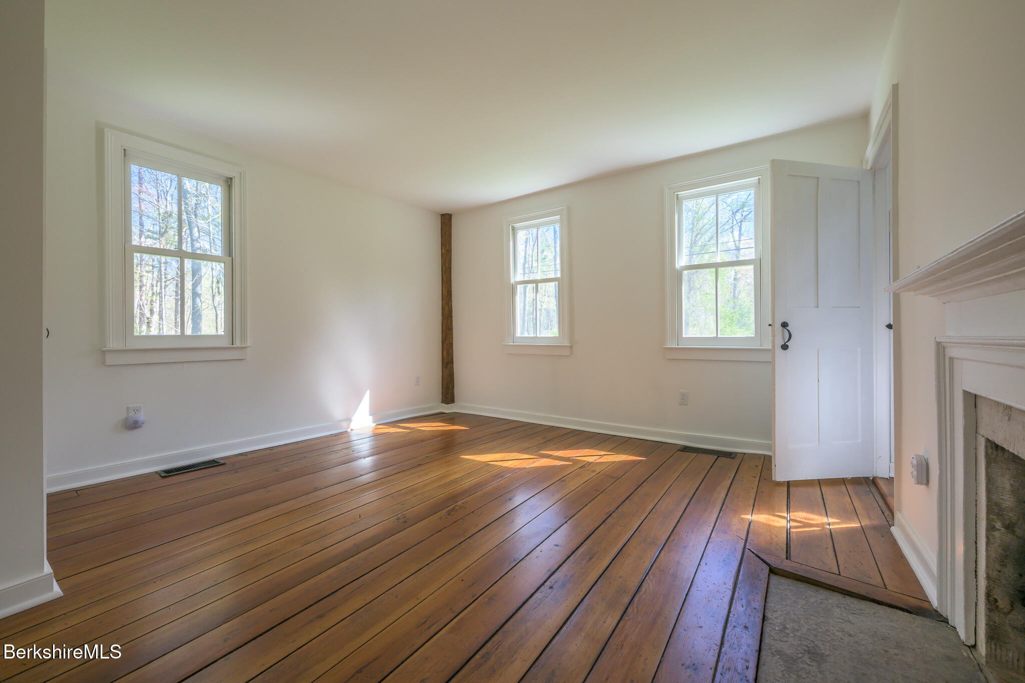 304 Hickey Hill Road Sheffield, MA 01257 - Photo 26 of 60 GUEST BEDROOM 1