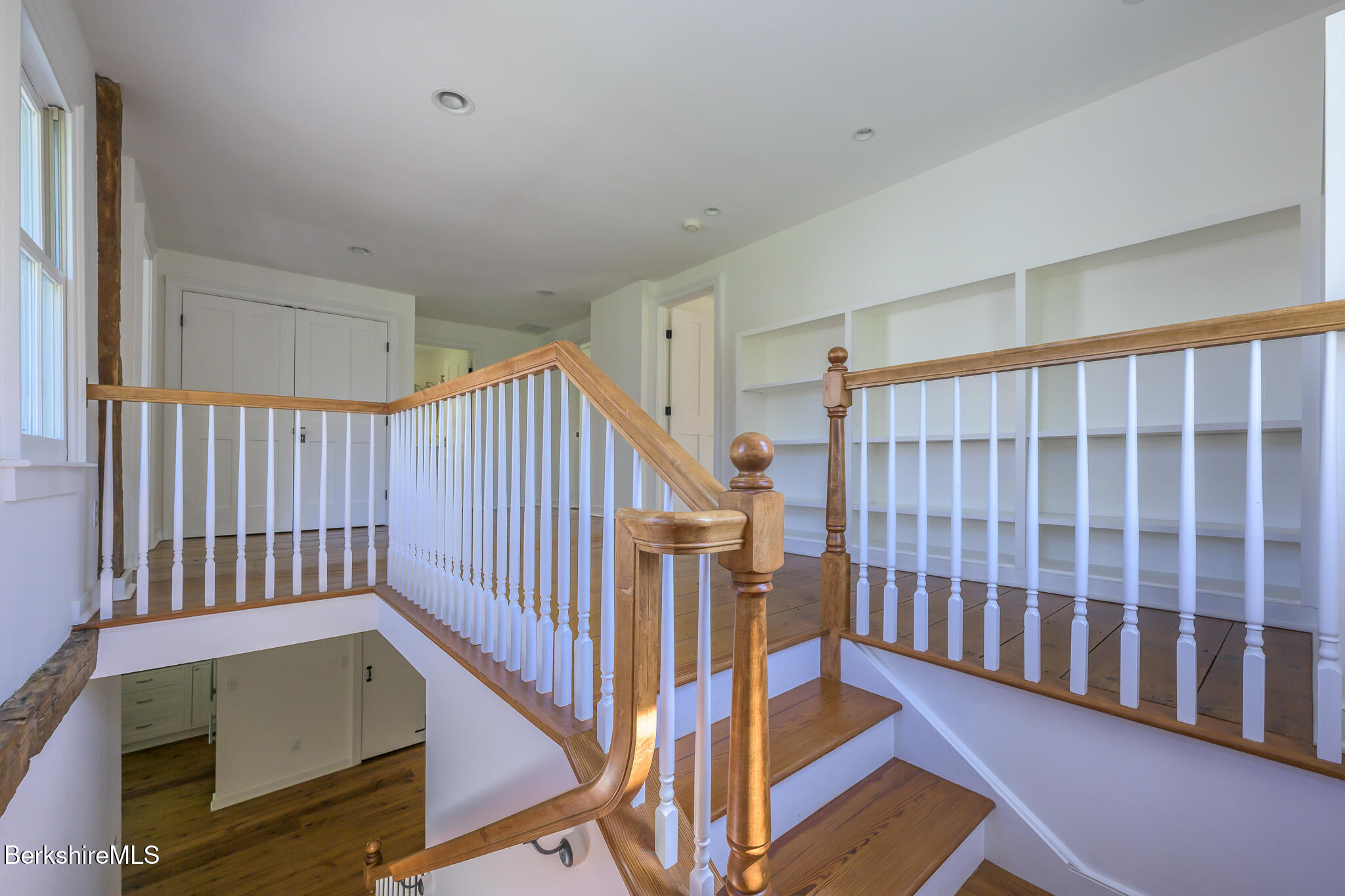 304 Hickey Hill Road Sheffield, MA 01257 - Photo 31 of 60 SECOND FLOOR HALLWAY
