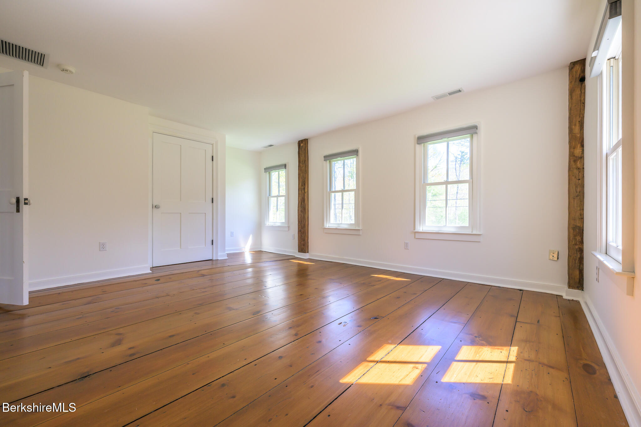 304 Hickey Hill Road Sheffield, MA 01257 - Photo 33 of 60 GUEST BEDROOM 2
