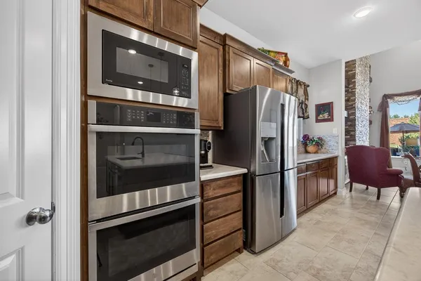 $977,500 | 3737 Nassau Drive, Irving, TX 75063