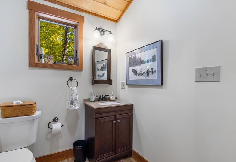 92 Singing Eagle Road Moultonborough, NH 03254 - Photo 16 of 36