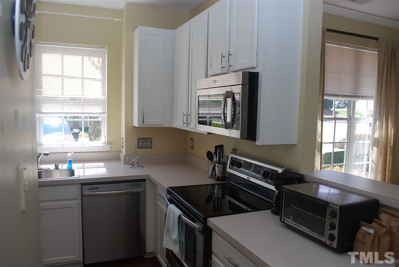 2010 Lost Lane Raleigh, NC 27603 - Photo 4 of 14 Gallery Image 4