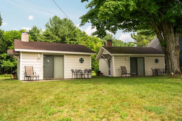 $459,900 | 10840 Torch Light Lane, Central Lake, MI 49622