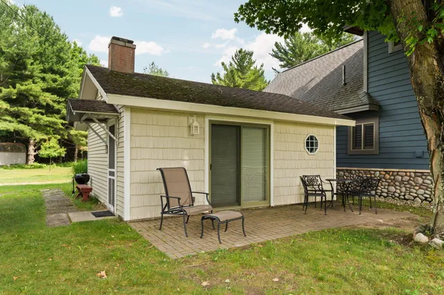 $459,900 | 10840 Torch Light Lane, Central Lake, MI 49622