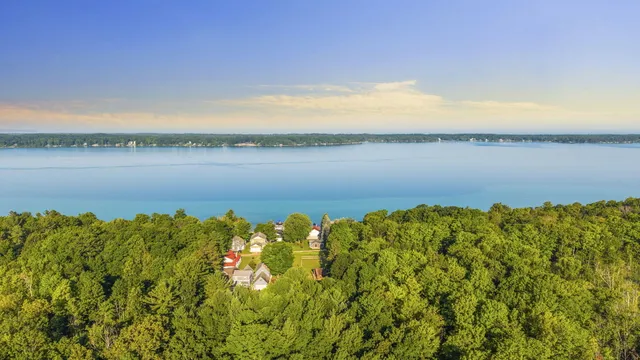 $459,900 | 10840 Torch Light Lane, Central Lake, MI 49622