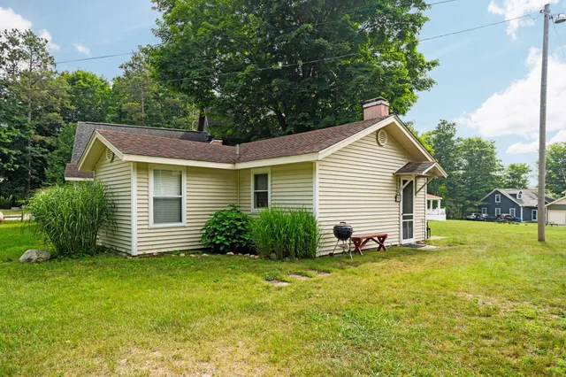 $459,900 | 10840 Torch Light Lane, Central Lake, MI 49622