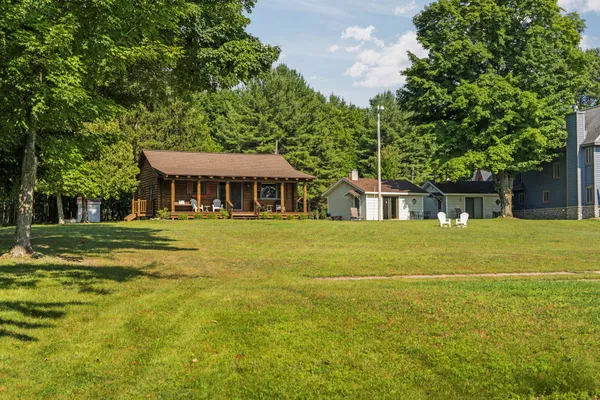 $459,900 | 10840 Torch Light Lane, Central Lake, MI 49622