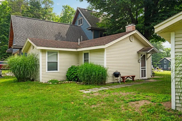 $459,900 | 10840 Torch Light Lane, Central Lake, MI 49622